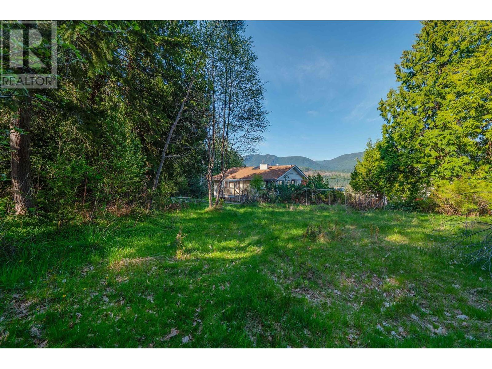 6377 N Gale Avenue, Sechelt, British Columbia  V7Z 0P7 - Photo 39 - C8069480