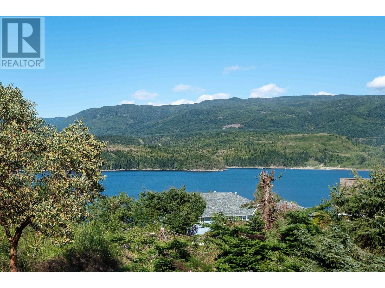 6377 N Gale Avenue, Sechelt, British Columbia  V7Z 0P7 - Photo 6 - C8069480