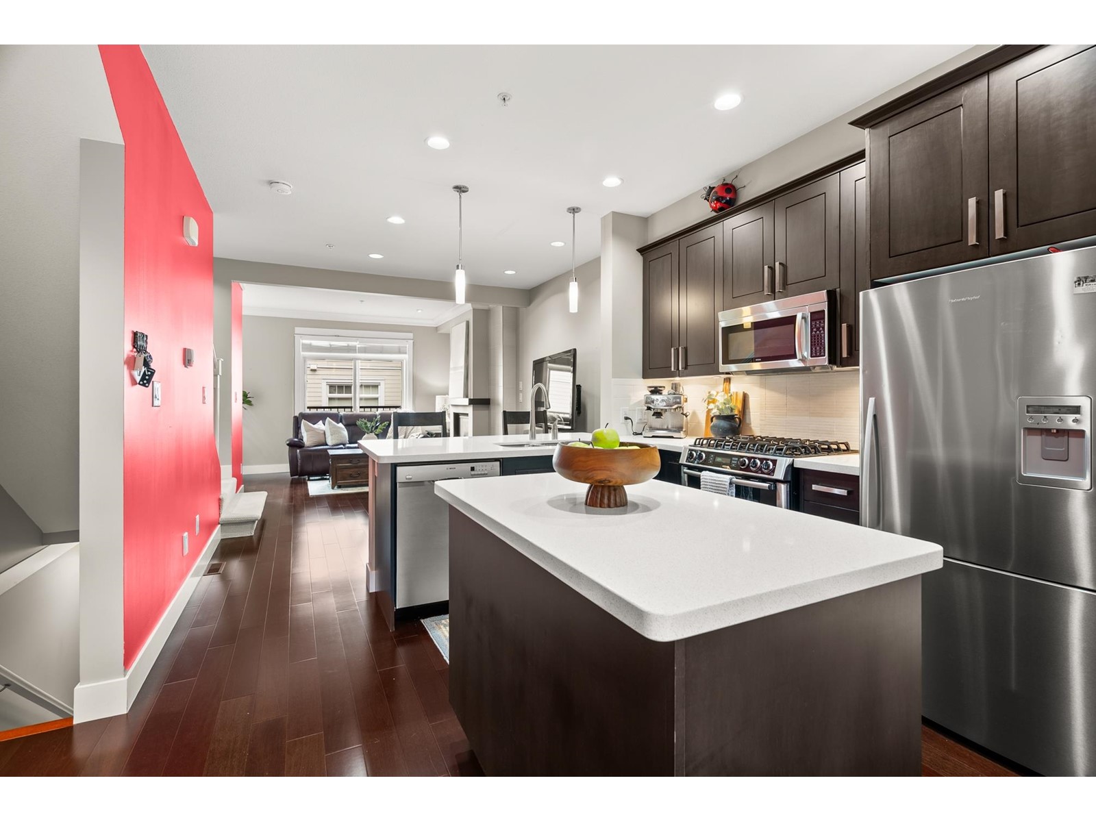Property at 26 2689 PARKWAY DRIVE image 4