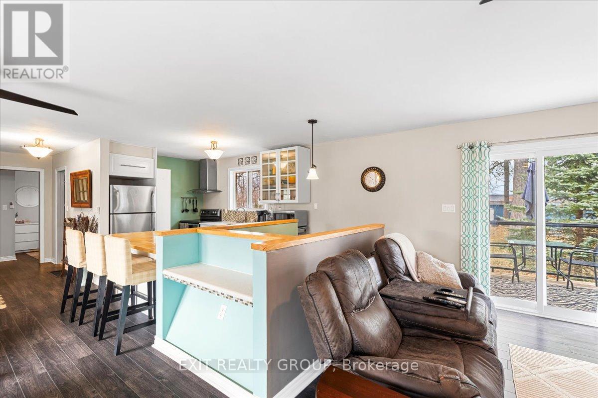 17 Lodge Road, Quinte West, Ontario  K0K 1L0 - Photo 6 - X12174458