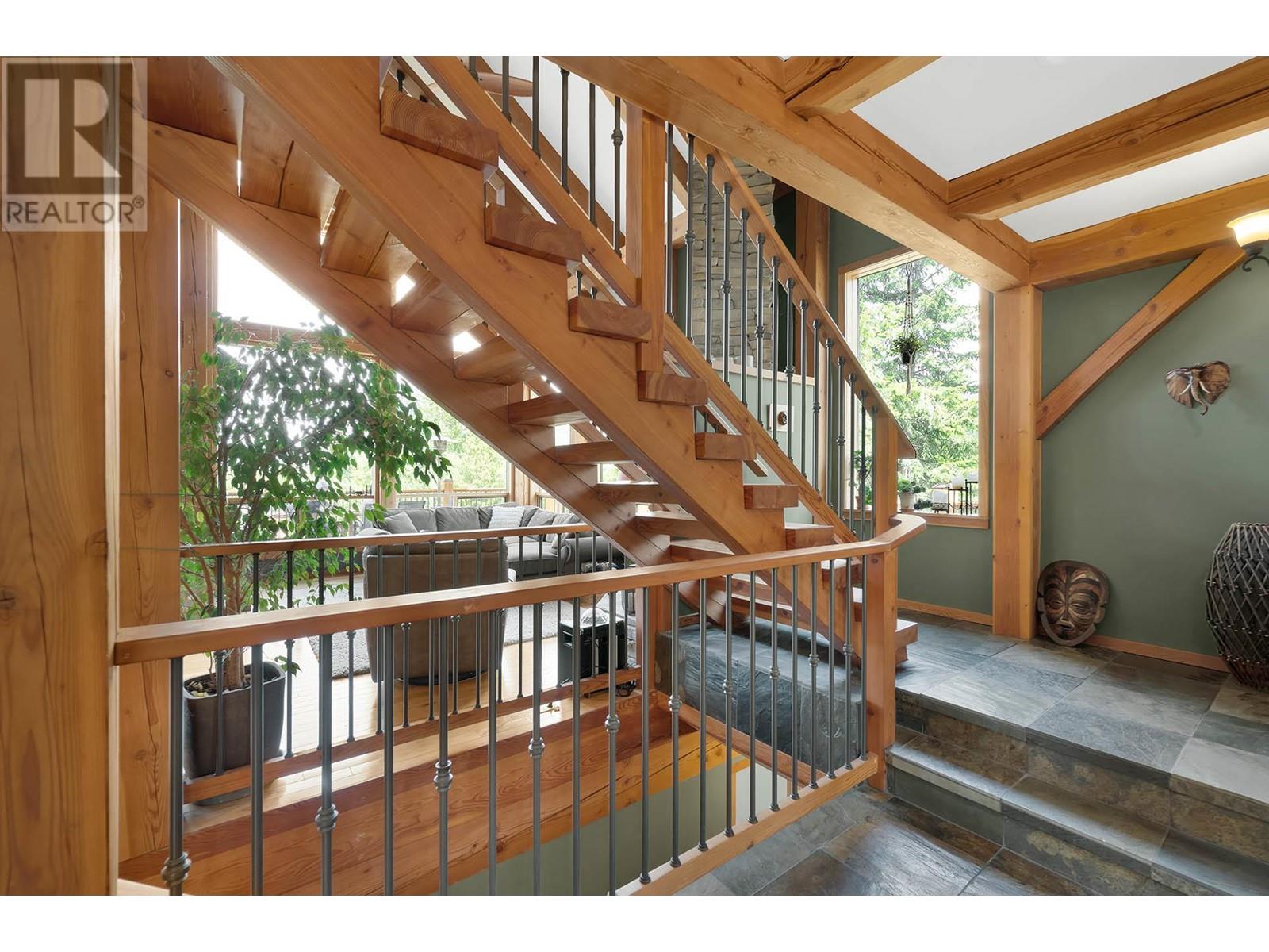 688 Greer Road, Clearwater, BC V0E1N2