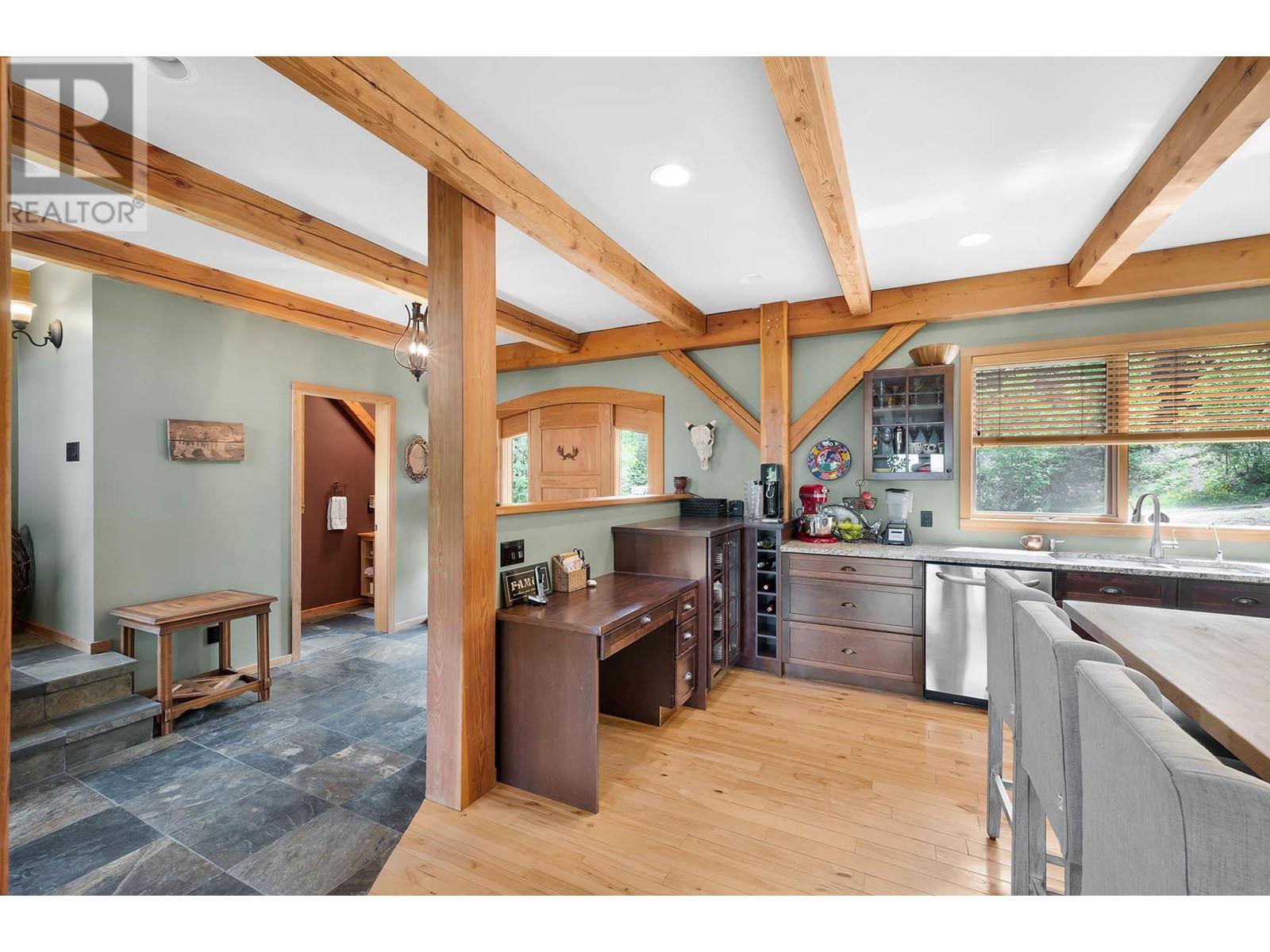 688 Greer Road, Clearwater, BC V0E1N2