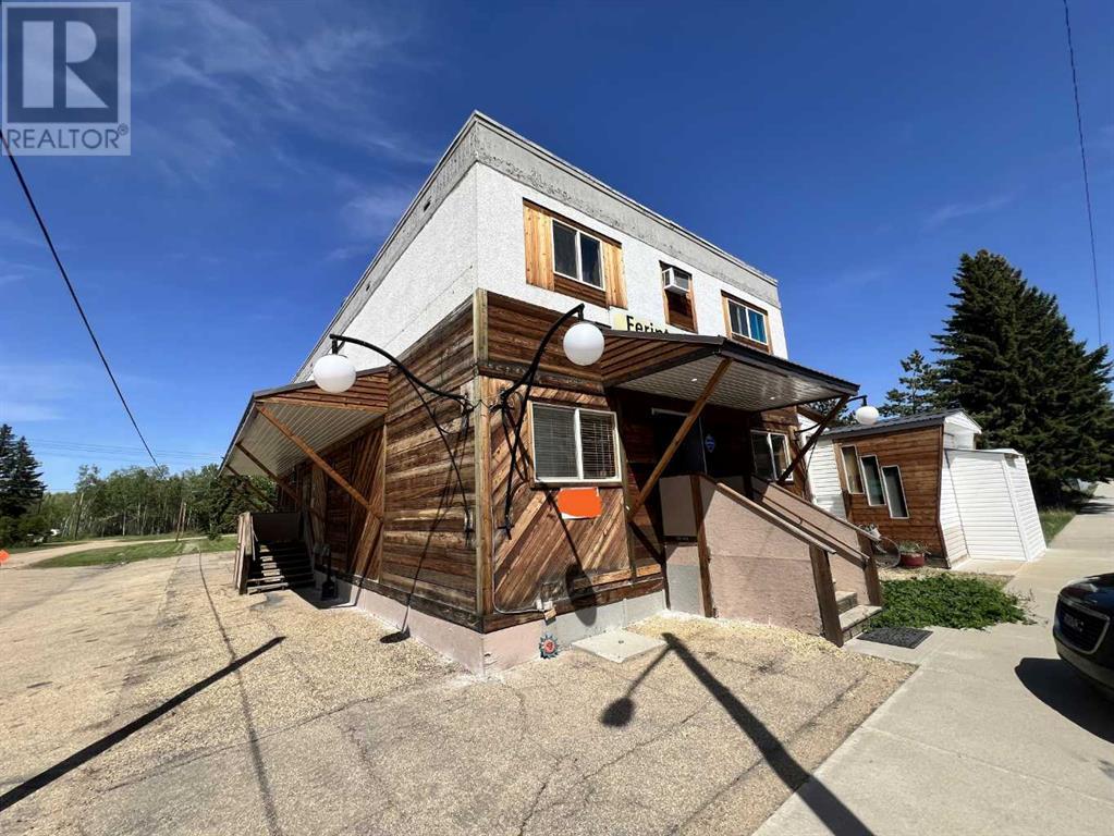 230 Main Street, Ferintosh, Alberta  T0B 1M0 - Photo 1 - A2201469
