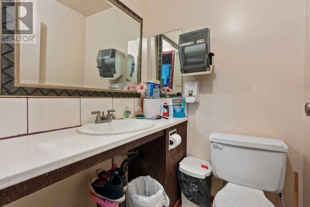 230 Main Street, Ferintosh, Alberta  T0B 1M0 - Photo 36 - A2201469