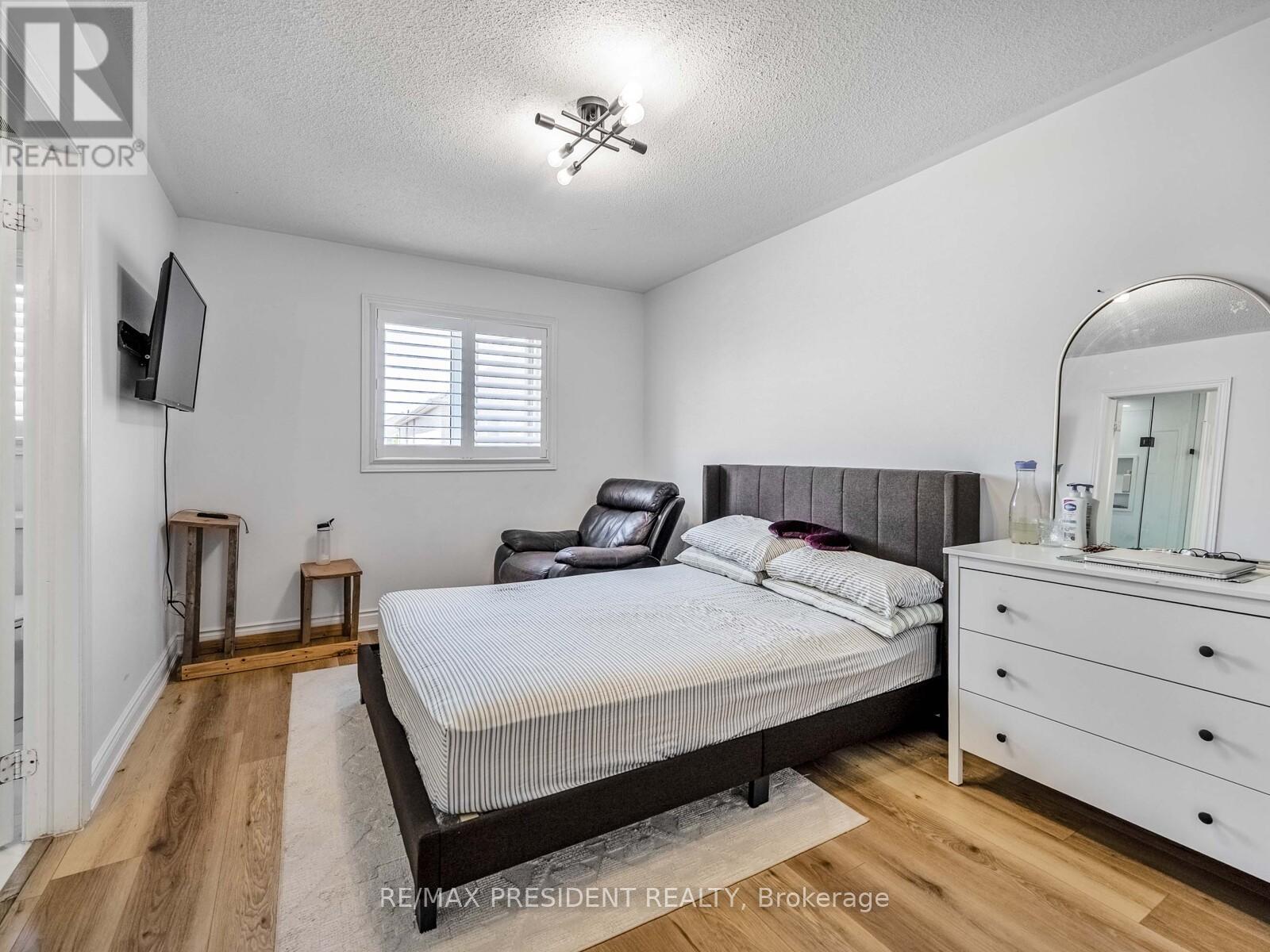 14 Braddock Drive, Brampton, Ontario  L7A 3T5 - Photo 23 - W12145734