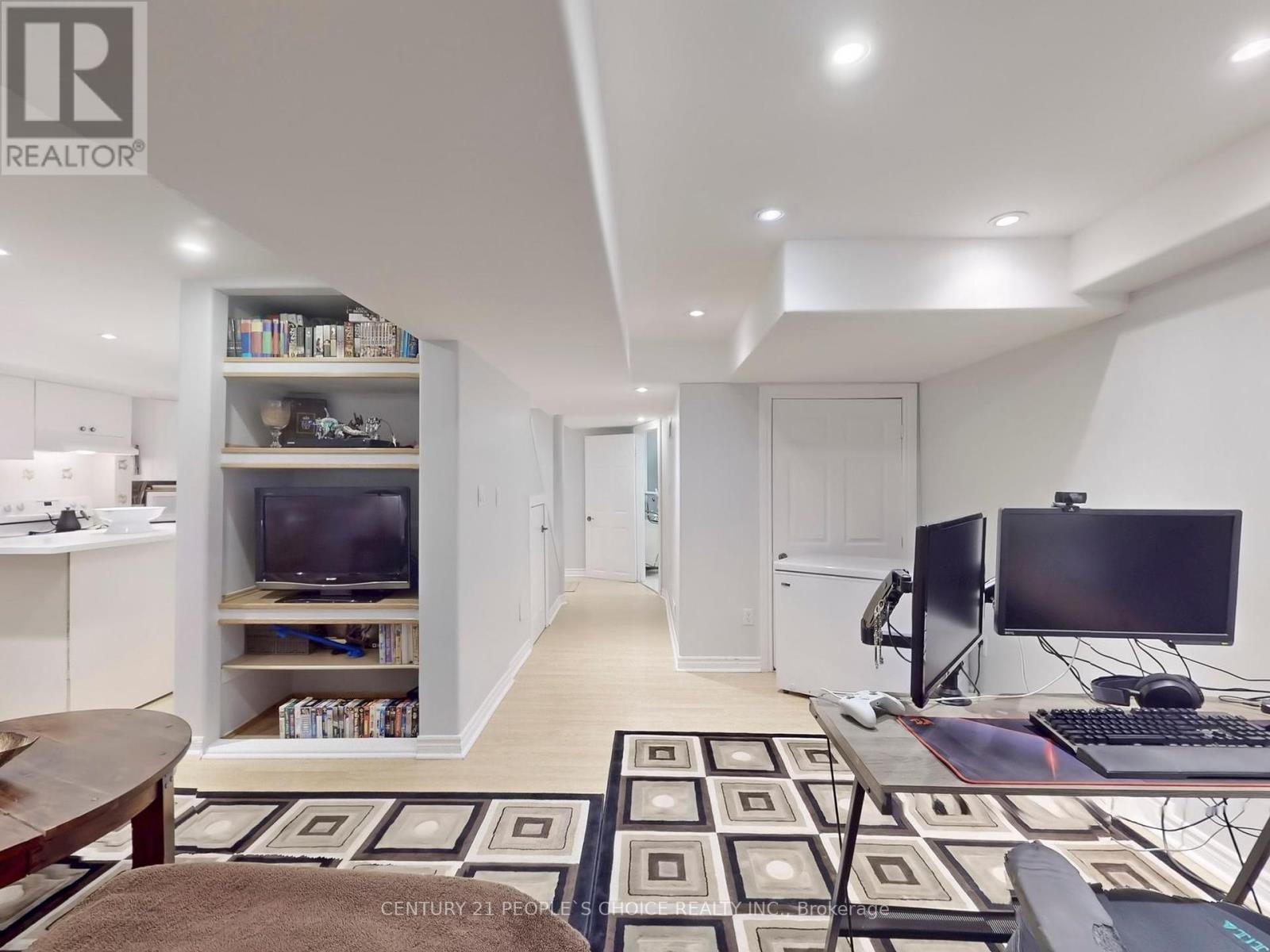 5812 Sidmouth Street, Mississauga, Ontario  L5V 2K3 - Photo 28 - W12010054
