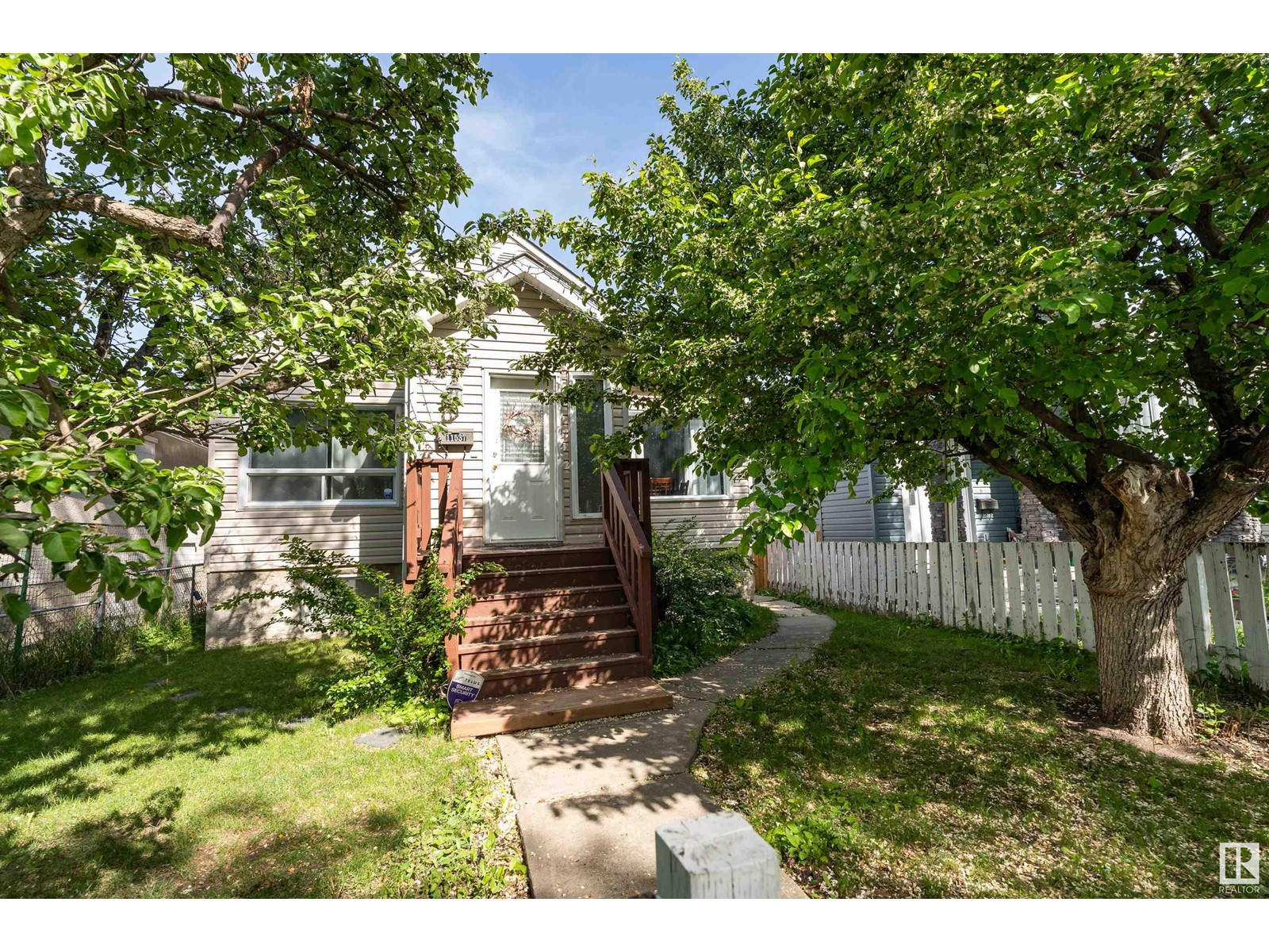 11537 93 St Nw, Edmonton, Alberta  T5G 1C6 - Photo 4 - E4438615
