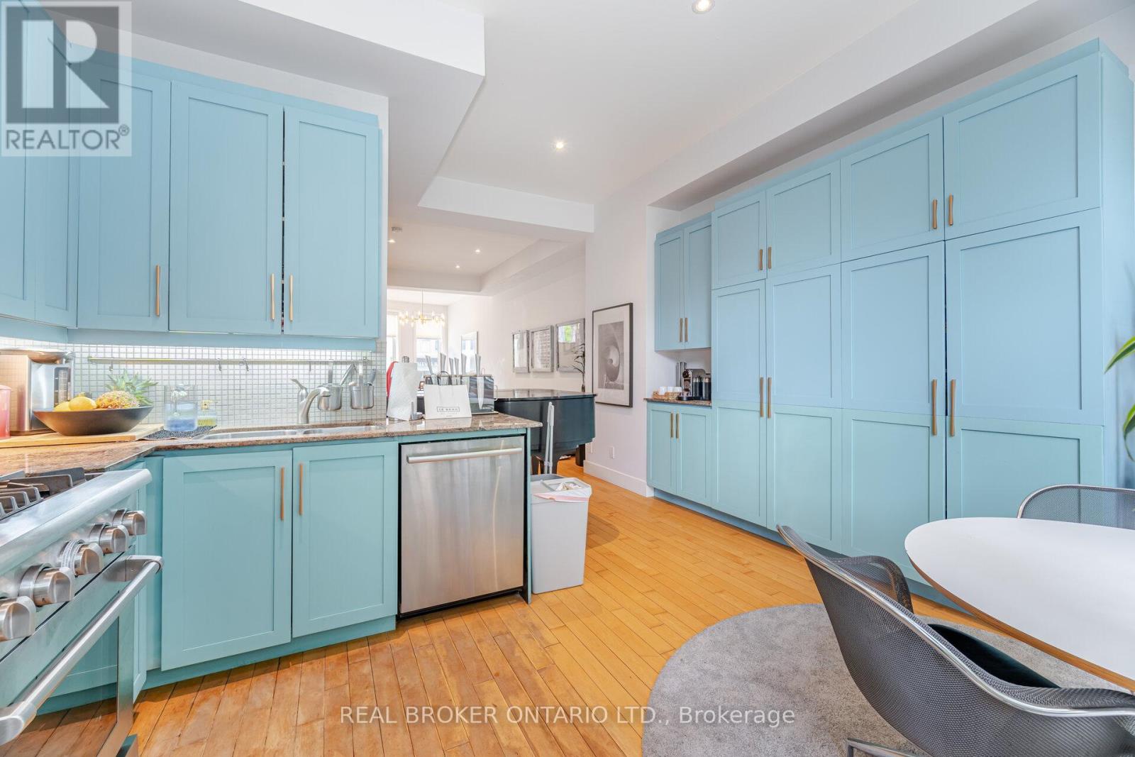 476 King Street E, Toronto, Ontario  M5A 1L8 - Photo 10 - C12174441