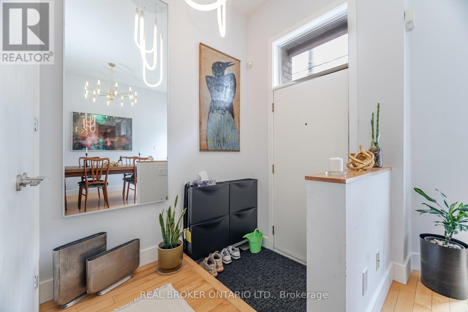 Property at 476 KING STREET E image 2