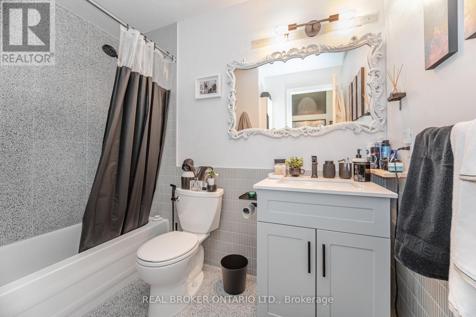 476 King Street E, Toronto, Ontario  M5A 1L8 - Photo 20 - C12174441