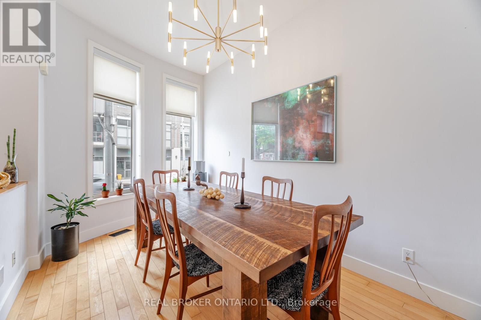 Property at 476 KING STREET E image 4