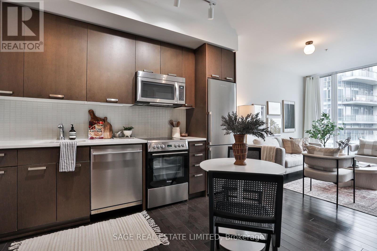 4511 - 295 Adelaide Street W, Toronto, Ontario  M5V 0L4 - Photo 6 - C12174443