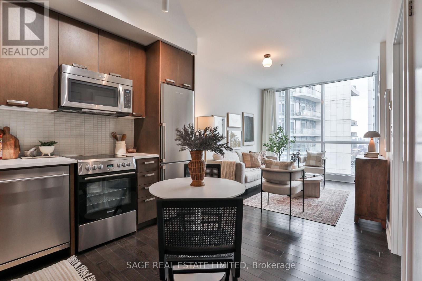 4511 - 295 Adelaide Street W, Toronto, Ontario  M5V 0L4 - Photo 7 - C12174443