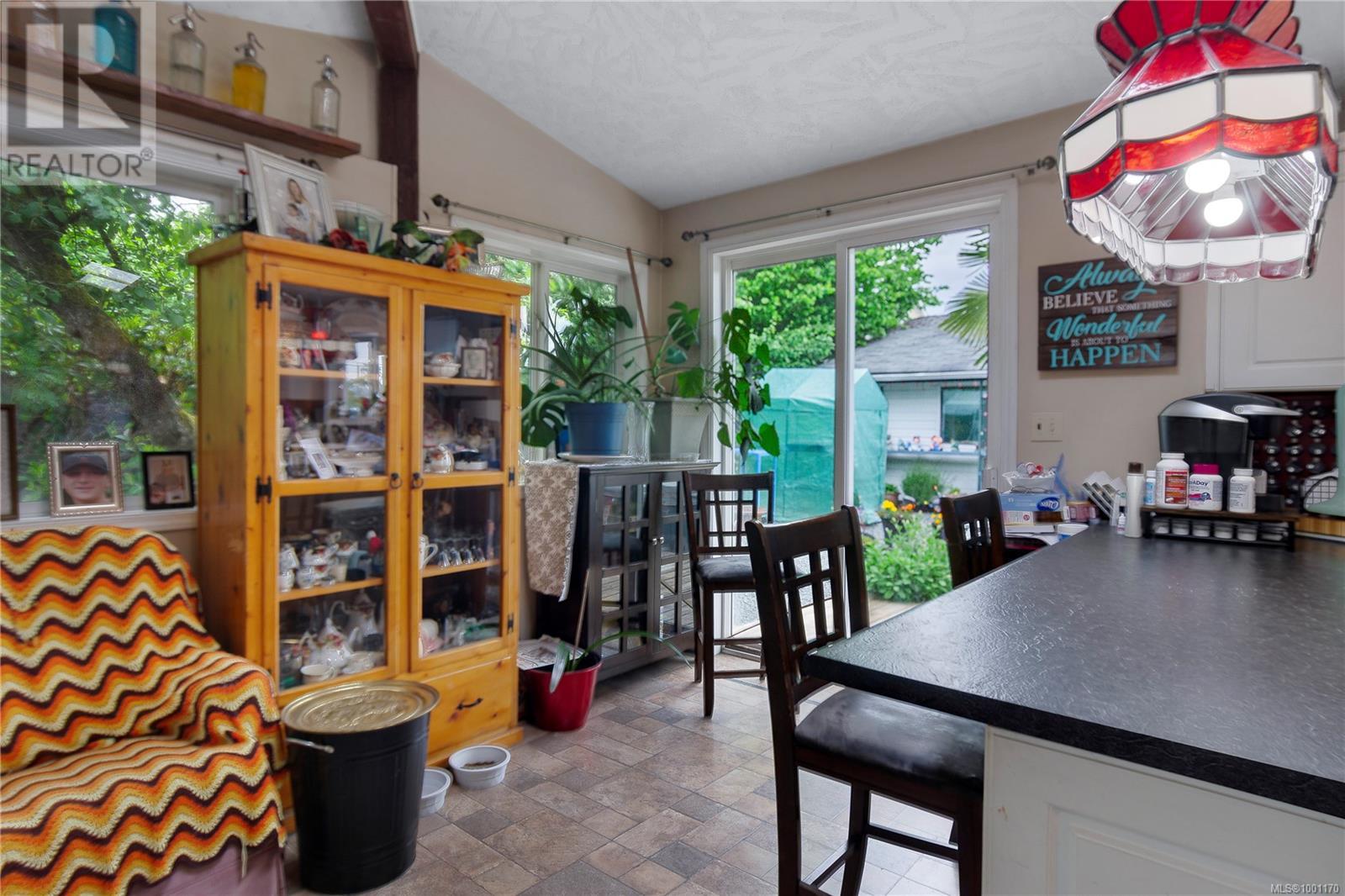 762 Albert St, Nanaimo, British Columbia  V9R 2W5 - Photo 12 - 1001170