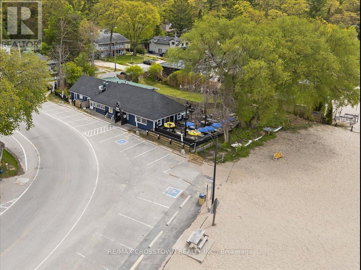 369 Balm Beach Road W, Tiny, Ontario  L0L 2J0 - Photo 40 - S12174369