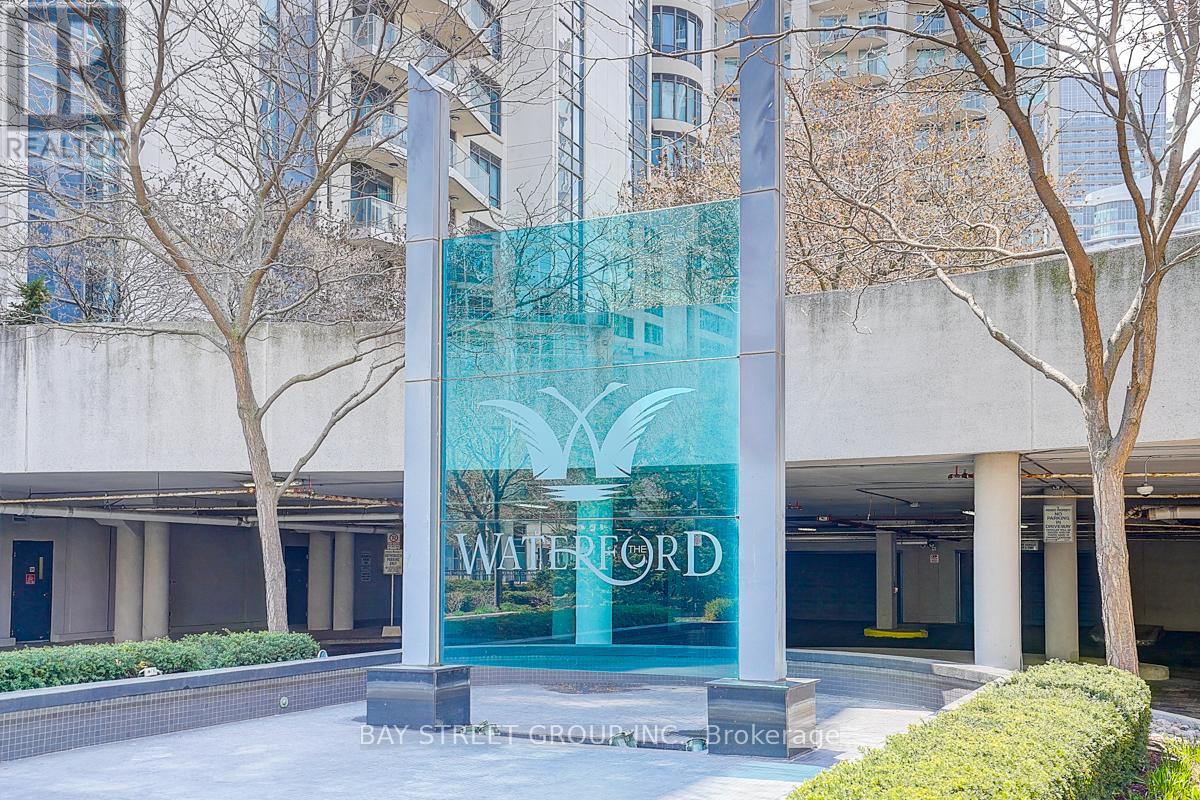 LPH14 - 2083 LAKE SHORE BOULEVARD W, Toronto, Ontario