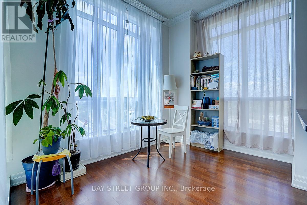 Lph14 - 2083 Lake Shore Boulevard W, Toronto, Ontario  M8V 4G2 - Photo 17 - W12174452