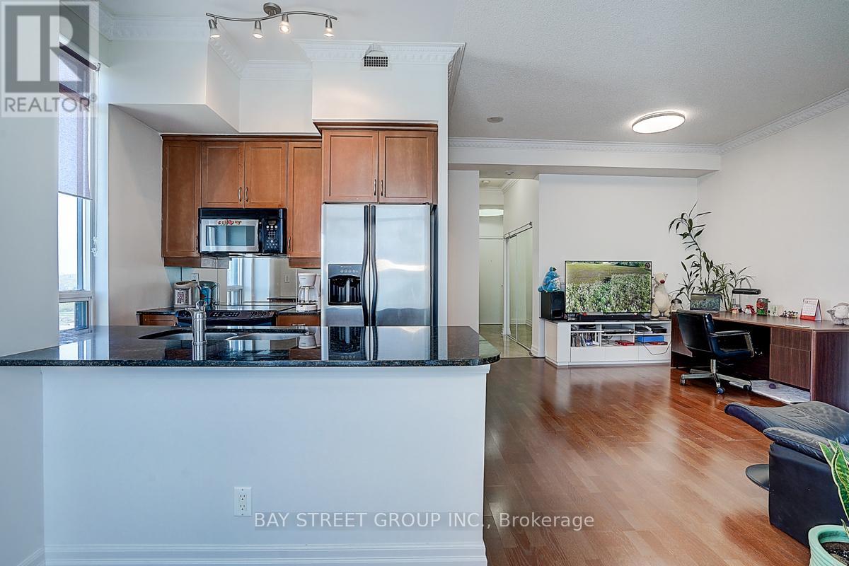 Lph14 - 2083 Lake Shore Boulevard W, Toronto, Ontario  M8V 4G2 - Photo 22 - W12174452