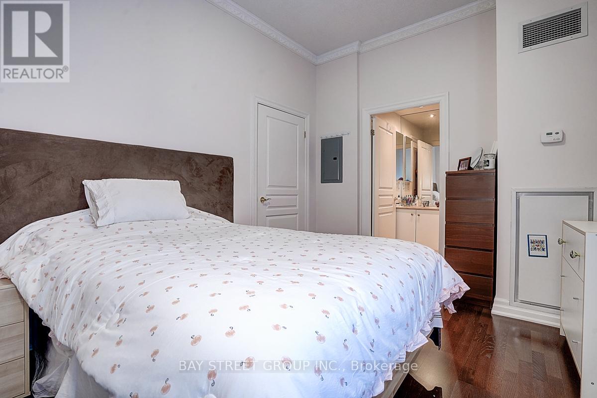 Lph14 - 2083 Lake Shore Boulevard W, Toronto, Ontario  M8V 4G2 - Photo 25 - W12174452