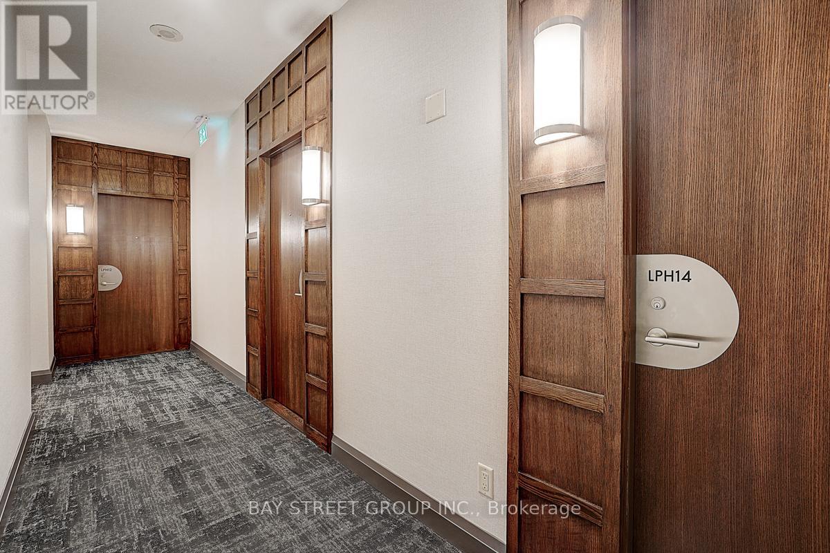 Lph14 - 2083 Lake Shore Boulevard W, Toronto, Ontario  M8V 4G2 - Photo 8 - W12174452