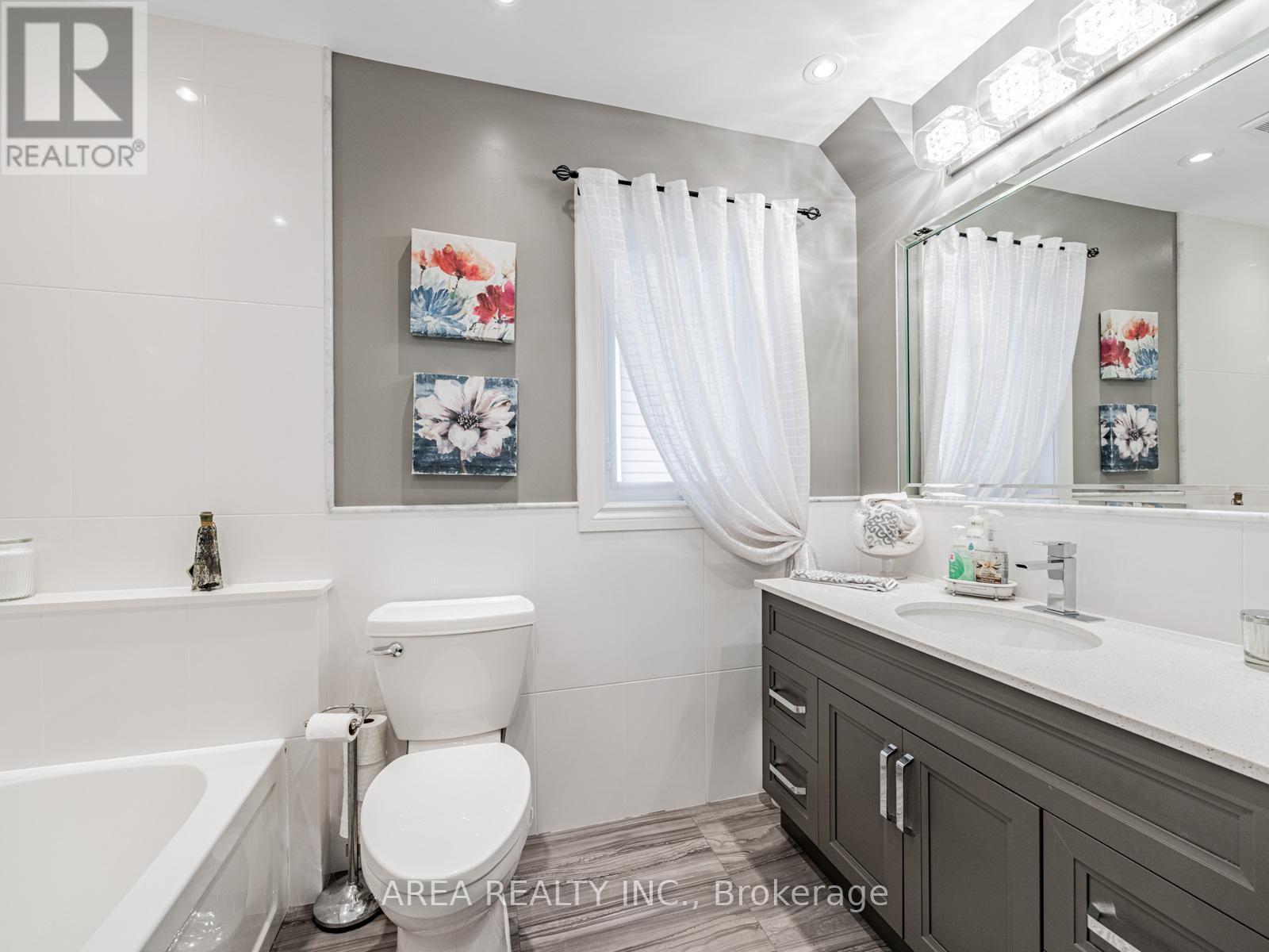 54 Hartley Avenue, Toronto, Ontario  M6E 4E8 - Photo 13 - W12174453