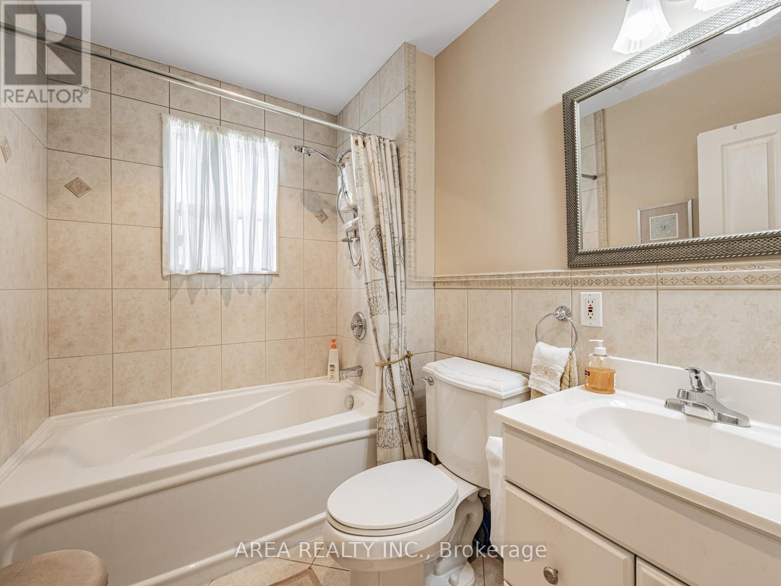 54 Hartley Avenue, Toronto, Ontario  M6E 4E8 - Photo 19 - W12174453