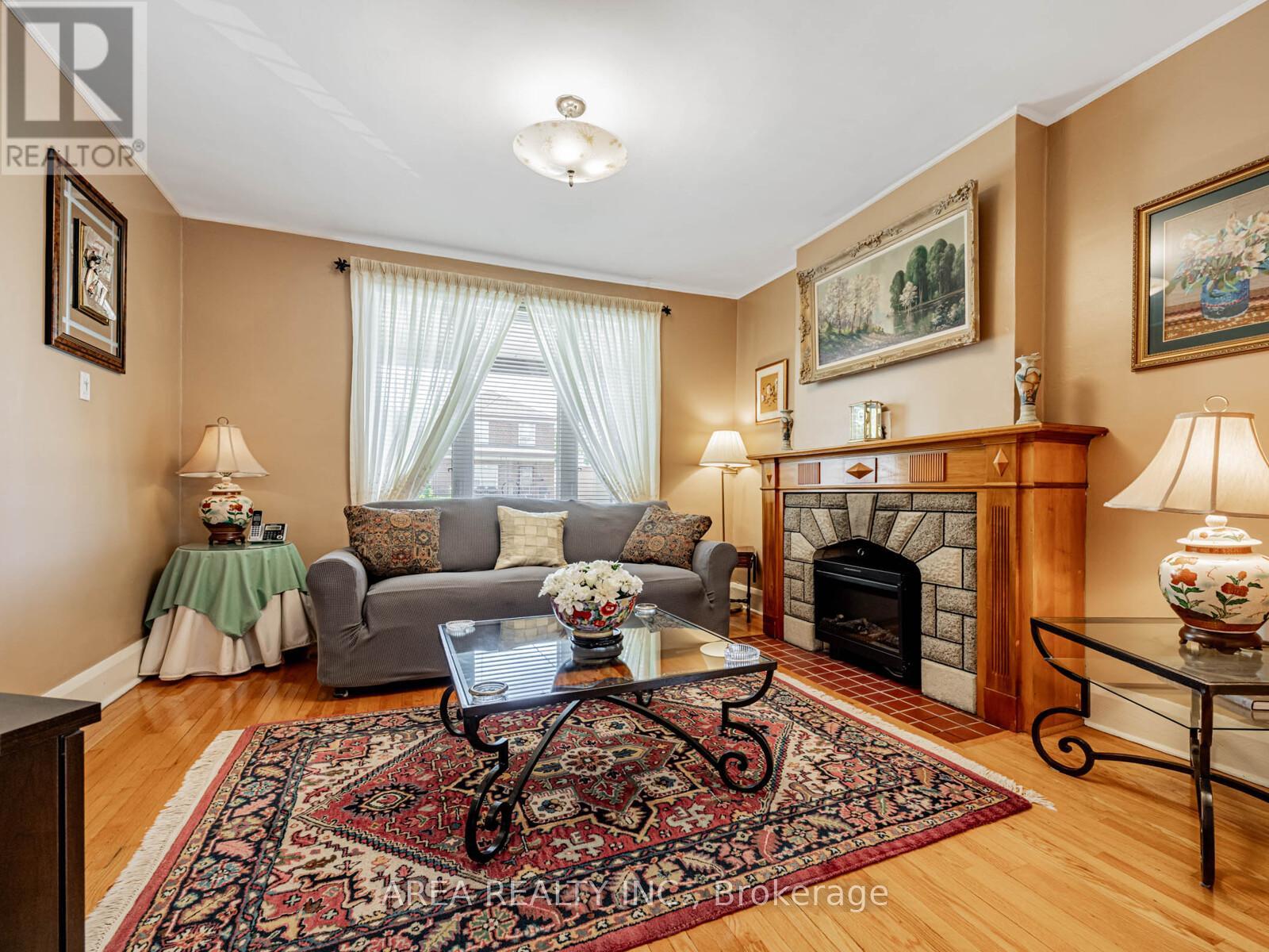 54 Hartley Avenue, Toronto, Ontario  M6E 4E8 - Photo 3 - W12174453