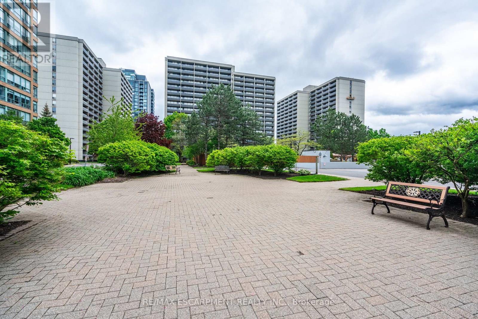 1203 - 1276 Maple Crossing Boulevard, Burlington, Ontario  L7S 2J9 - Photo 36 - W12174454