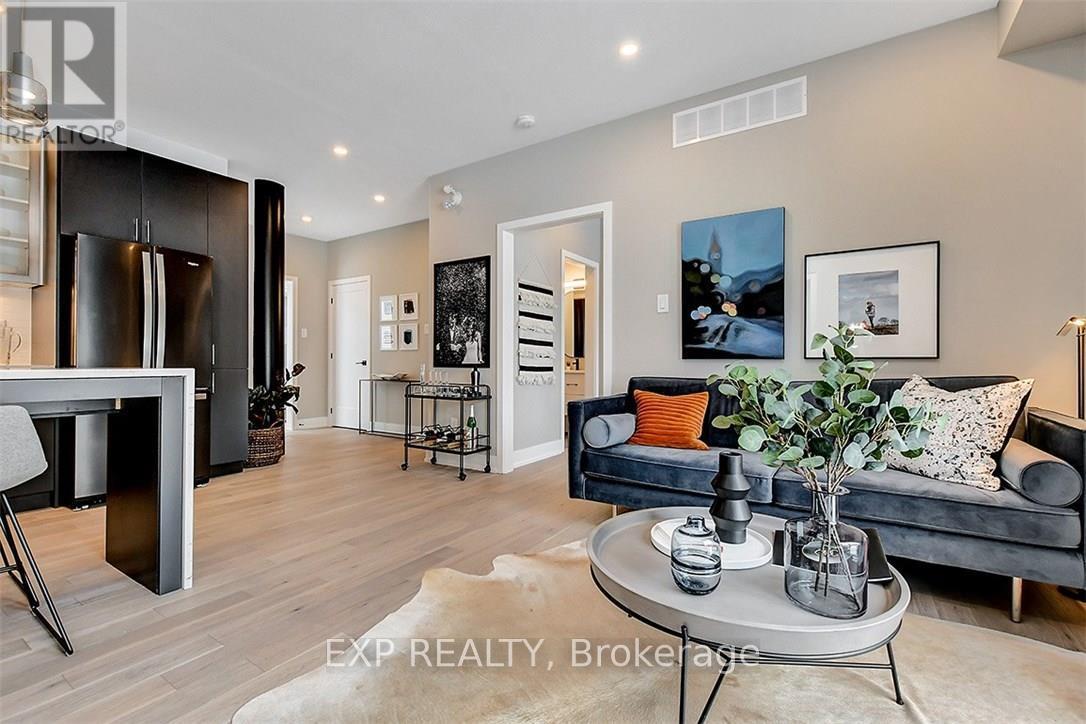 2201 - 3600 Brian Coburn Boulevard, Ottawa, Ontario  K4A 0M7 - Photo 7 - X12174467
