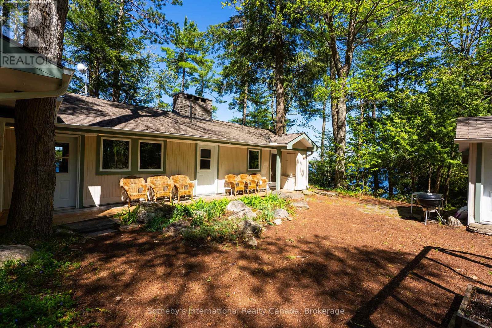 1 Shaw Island, Muskoka Lakes, Ontario  P0G 1G0 - Photo 45 - X12166006