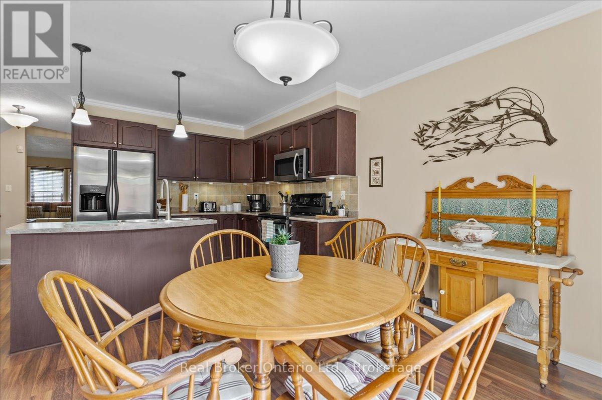 51 Hollinrake Avenue, Brant (Brantford Twp), Ontario  N3T 0B6 - Photo 11 - X12174521