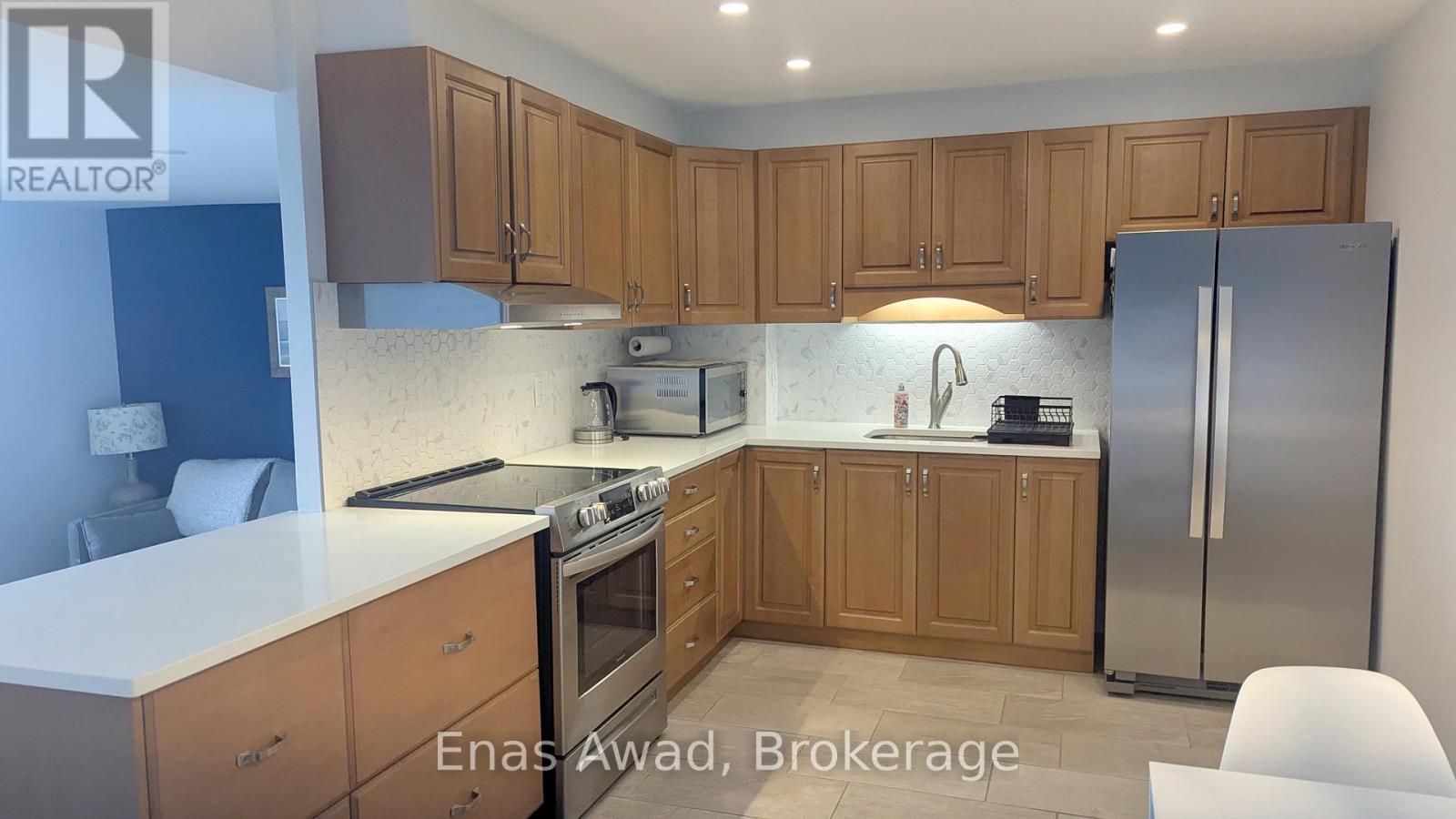 807 - 1100 Ambleside Drive, Ottawa, Ontario  K2B 8G6 - Photo 6 - X12174509