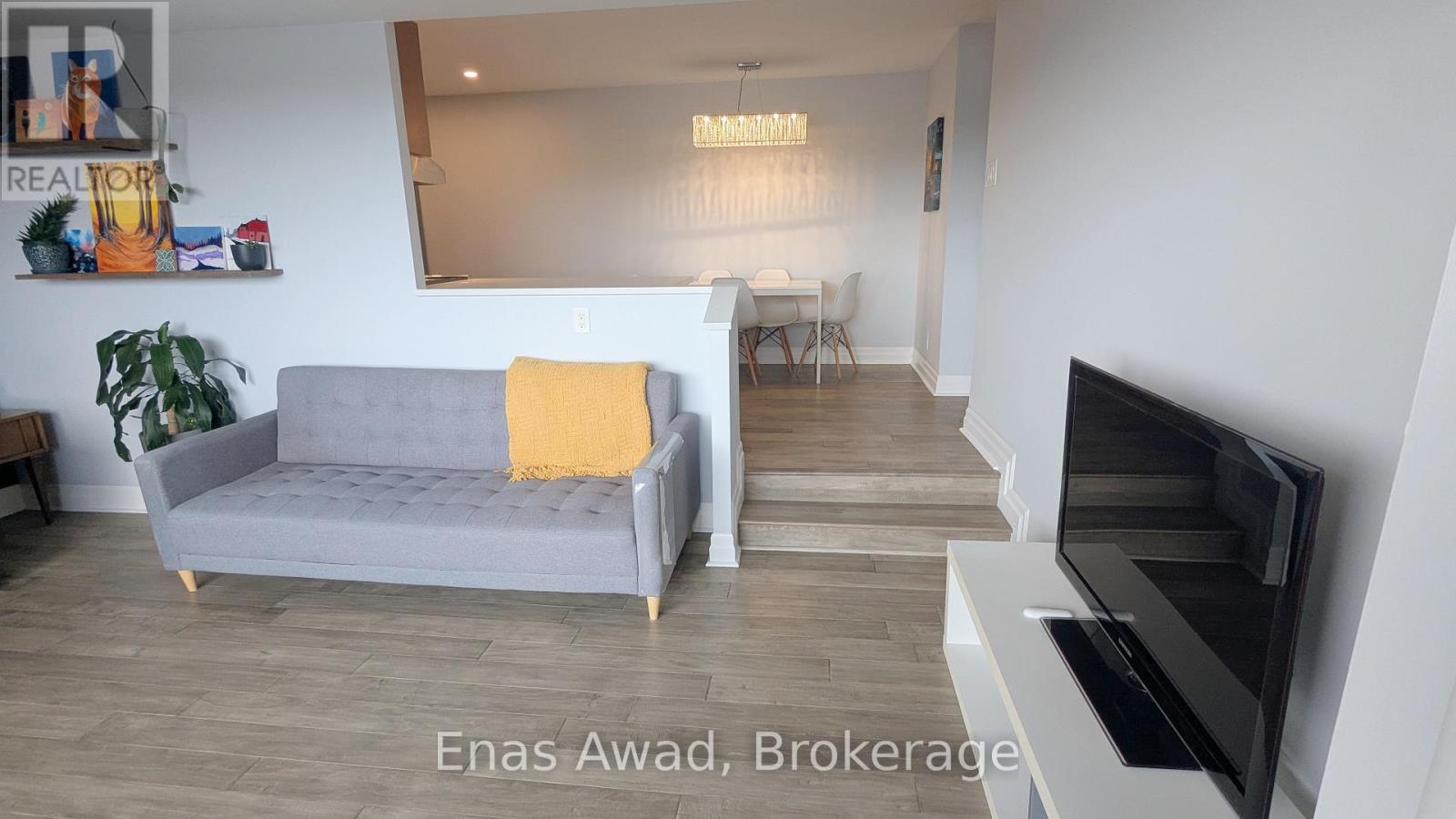 807 - 1100 Ambleside Drive, Ottawa, Ontario  K2B 8G6 - Photo 7 - X12174509