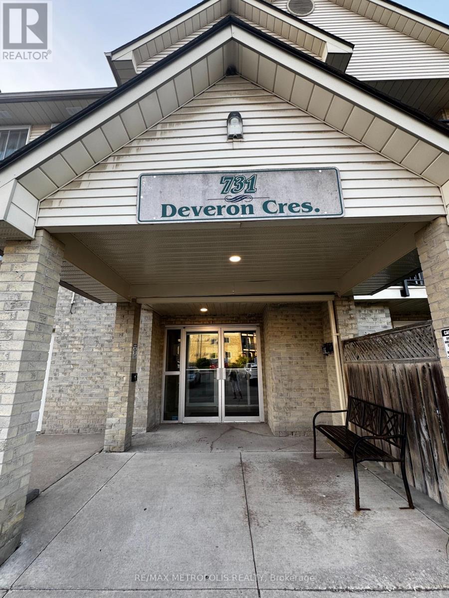 Photo 2 of 15 for 109 - 731 Deveron Crescent