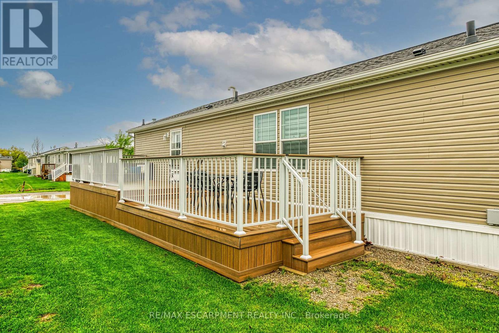 2 Driftwood Crescent, Haldimand (Nanticoke), Ontario  N0A 1L0 - Photo 23 - X12174456