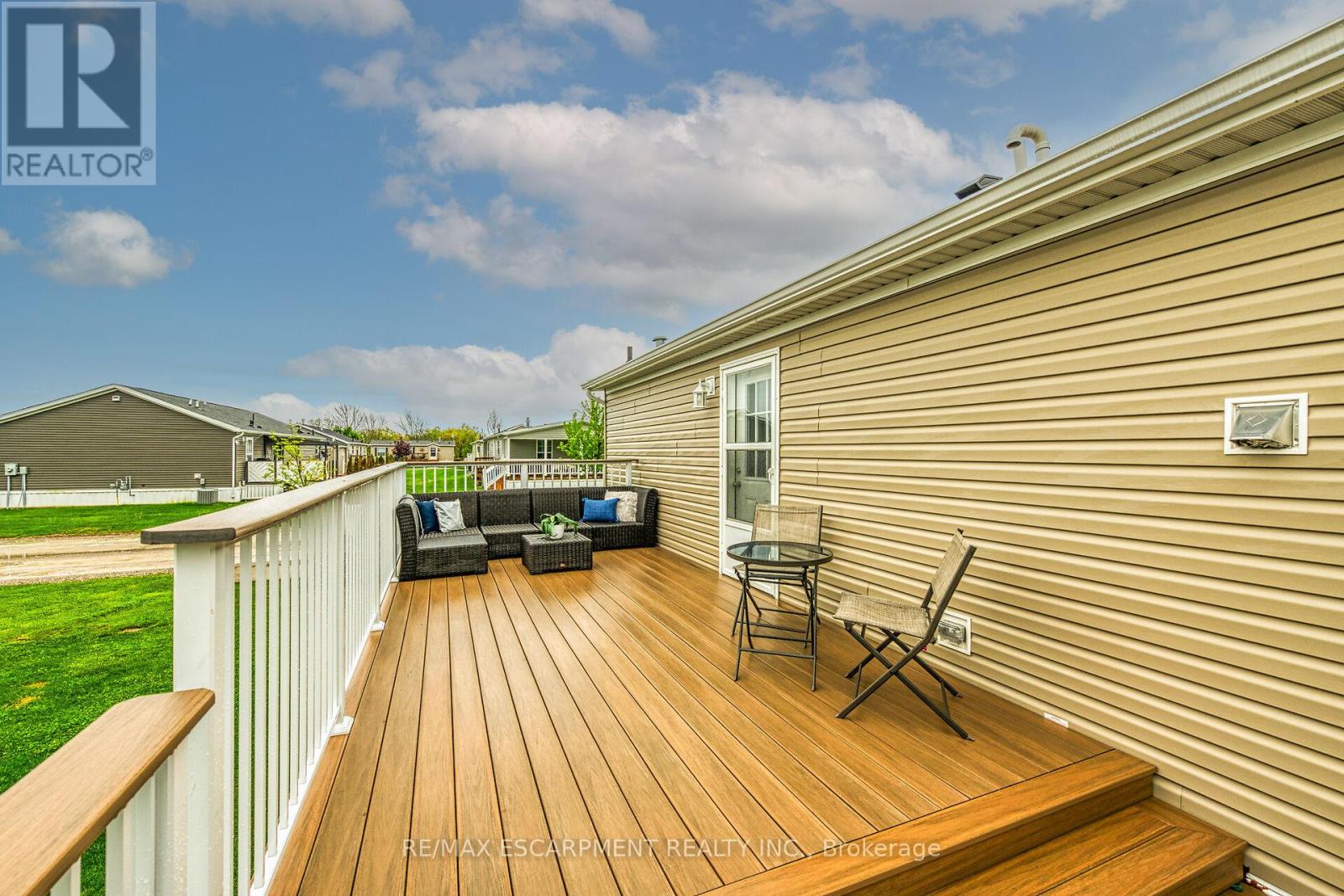 2 Driftwood Crescent, Haldimand (Nanticoke), Ontario  N0A 1L0 - Photo 25 - X12174456