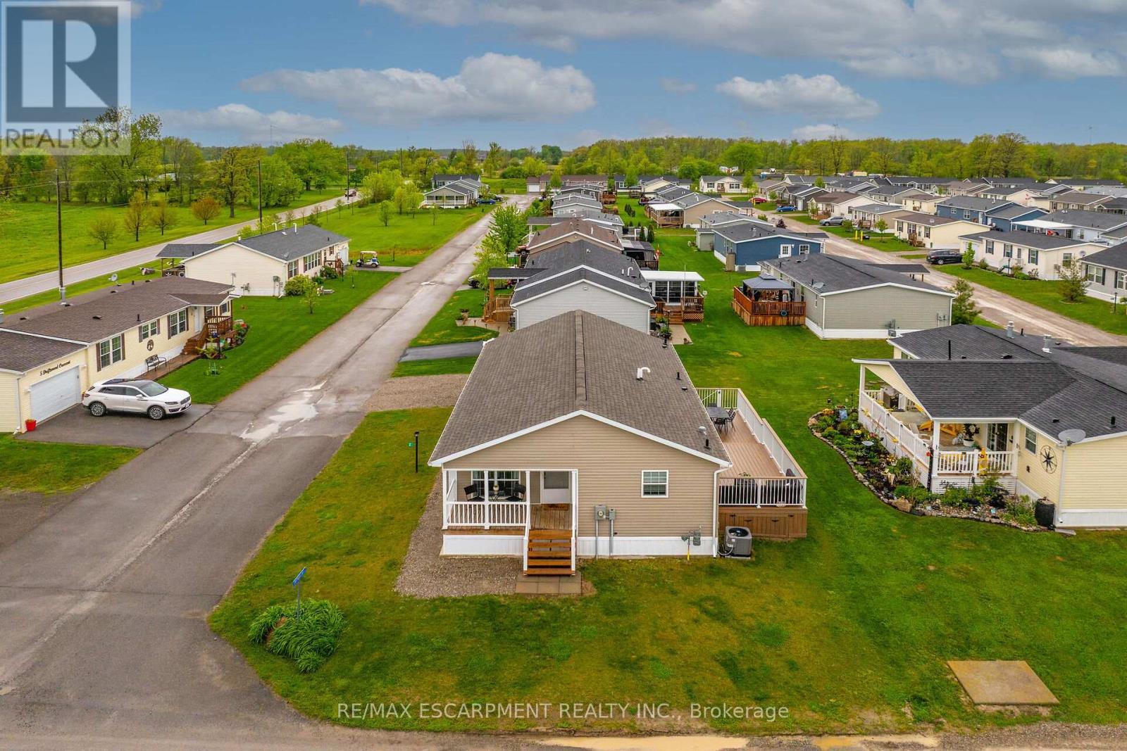 2 Driftwood Crescent, Haldimand (Nanticoke), Ontario  N0A 1L0 - Photo 46 - X12174456