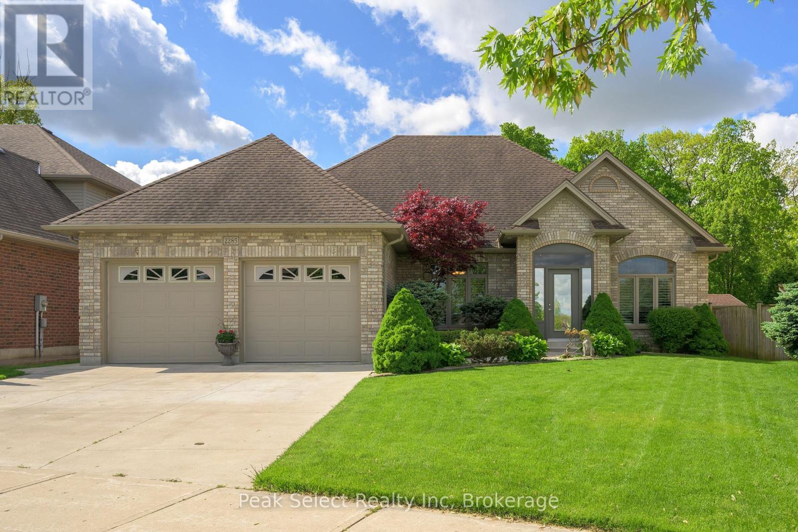 2285 LILAC AVENUE, London South, Ontario