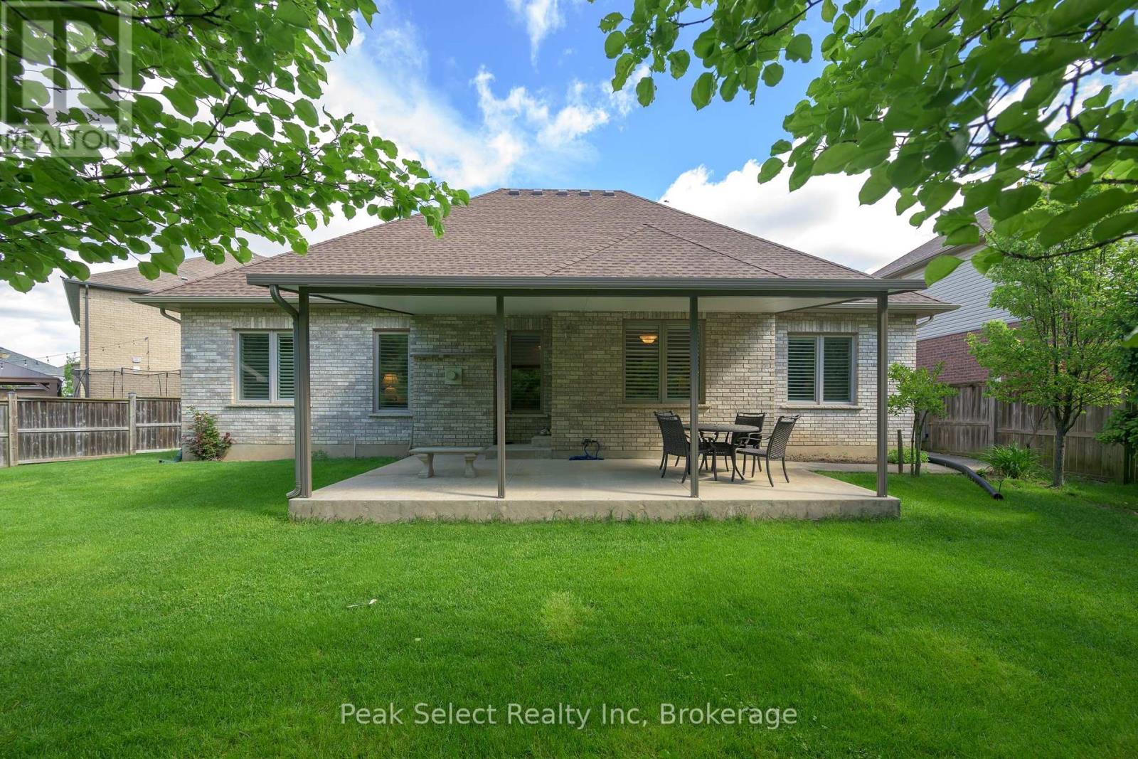 2285 Lilac Avenue, London South, Ontario  N6K 5E1 - Photo 36 - X12174507