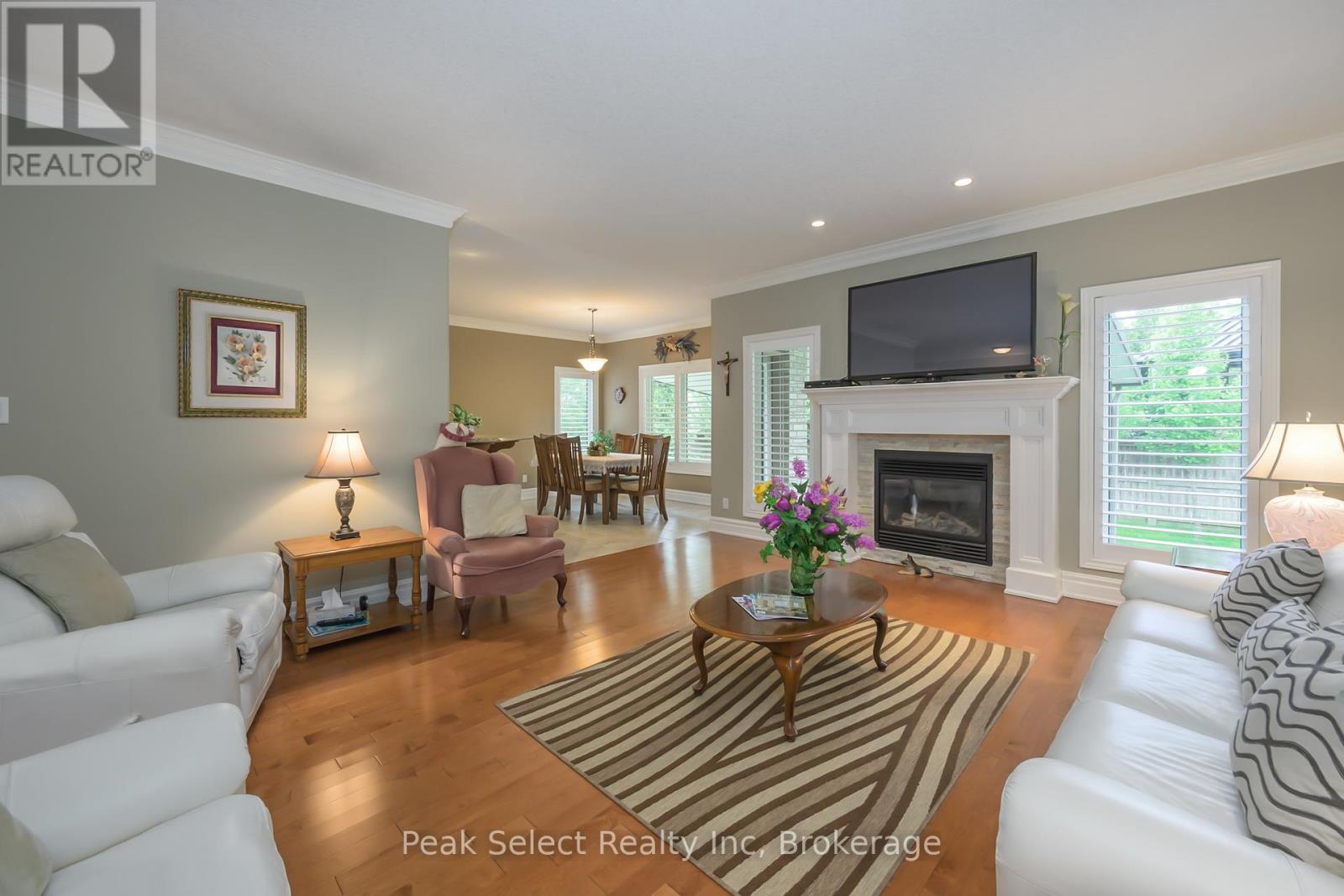 Photo 9 of 41 for 2285 Lilac Avenue