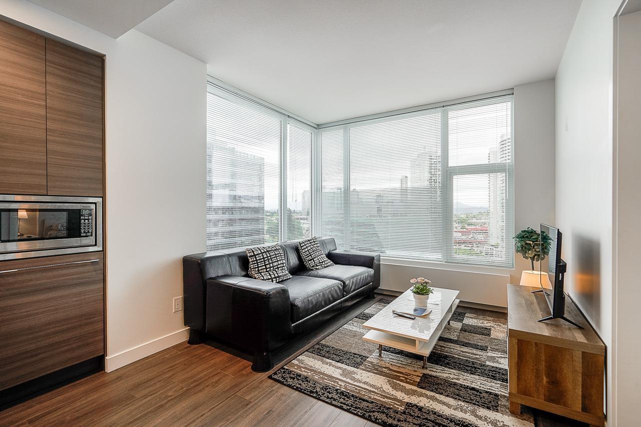 1404 13655 Fraser Highway, Surrey, British Columbia  V3T 0P8 - Photo 2 - R3007318