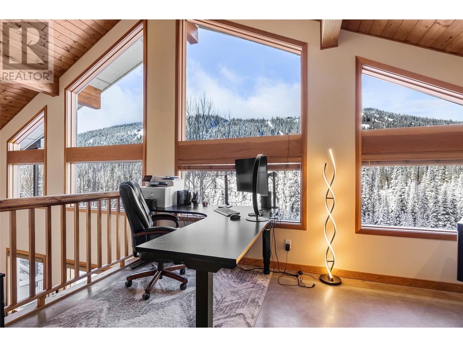2416 Fairways Drive, Sun Peaks, BC V0E5N0