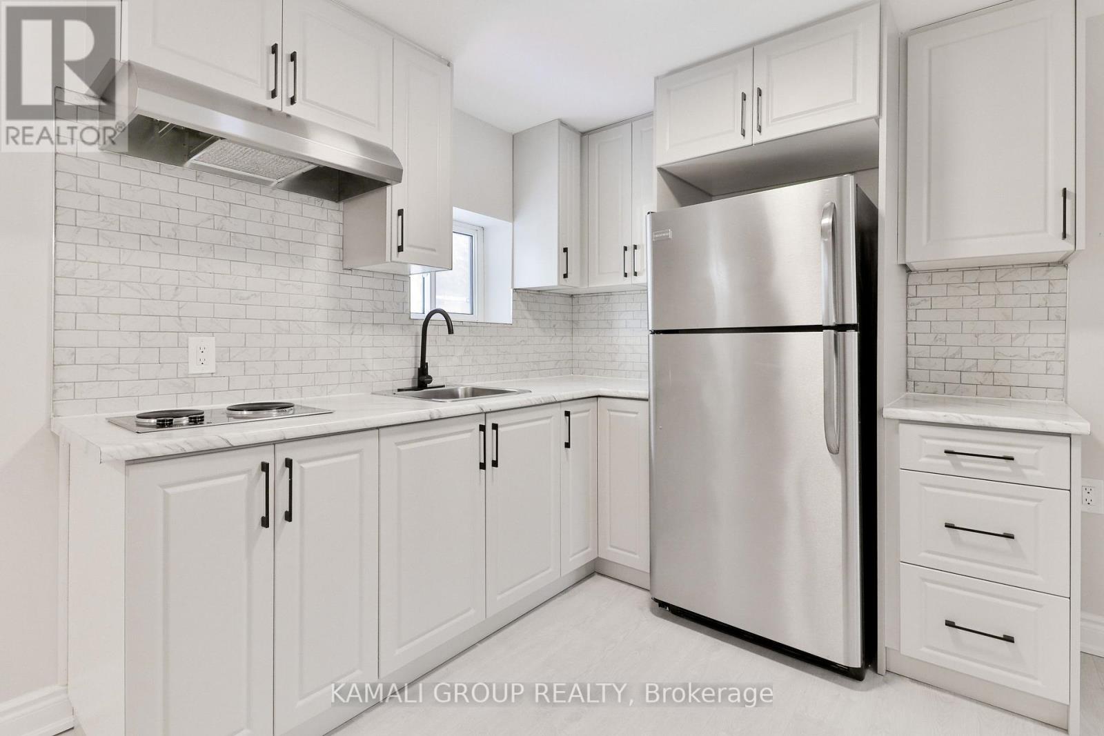 UNIT 1 - 93 MCMILLAN DRIVE, Oshawa, Ontario