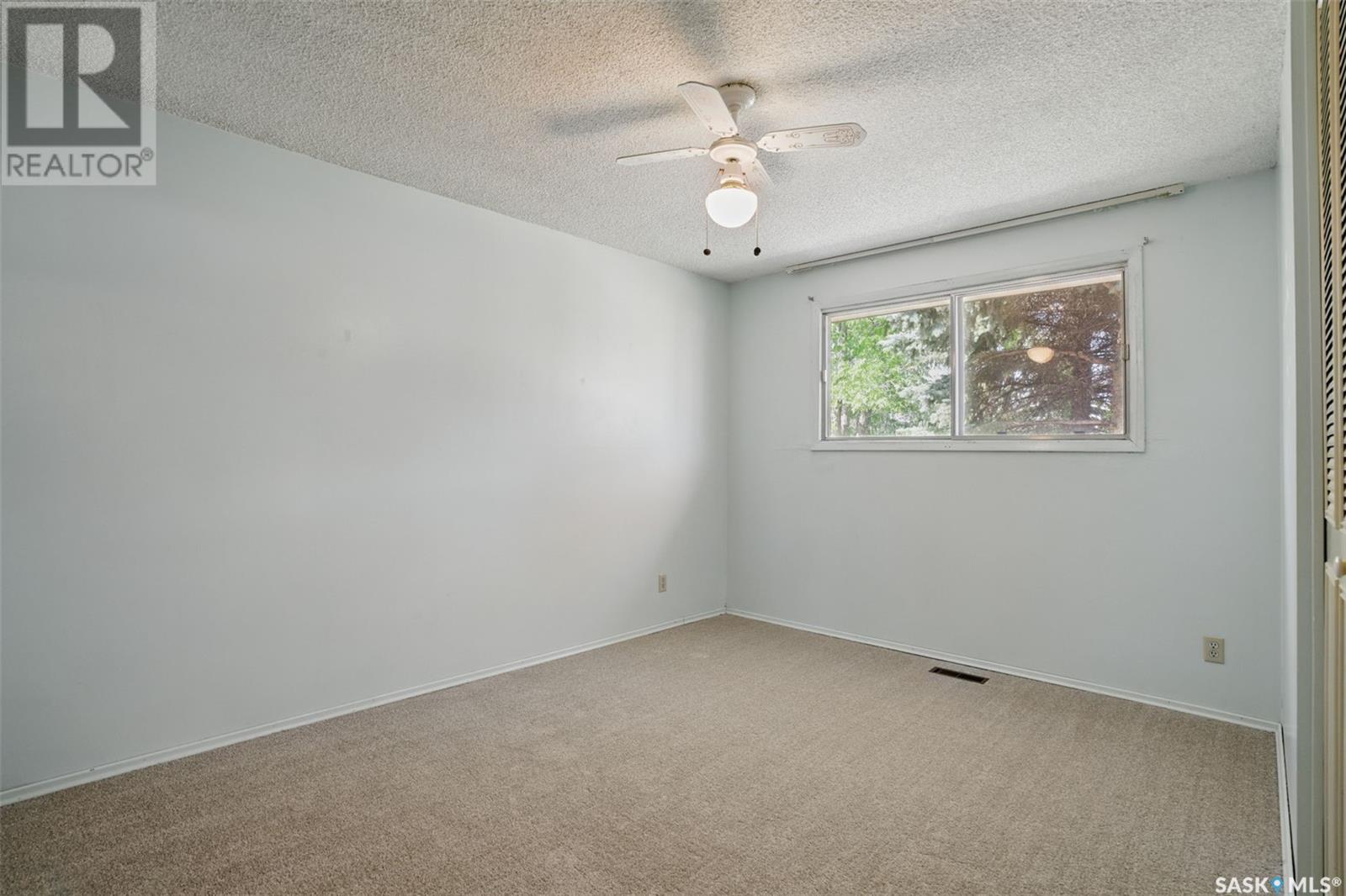 218 Acadia Drive, Saskatoon, Saskatchewan  S7H 3V3 - Photo 12 - SK007203