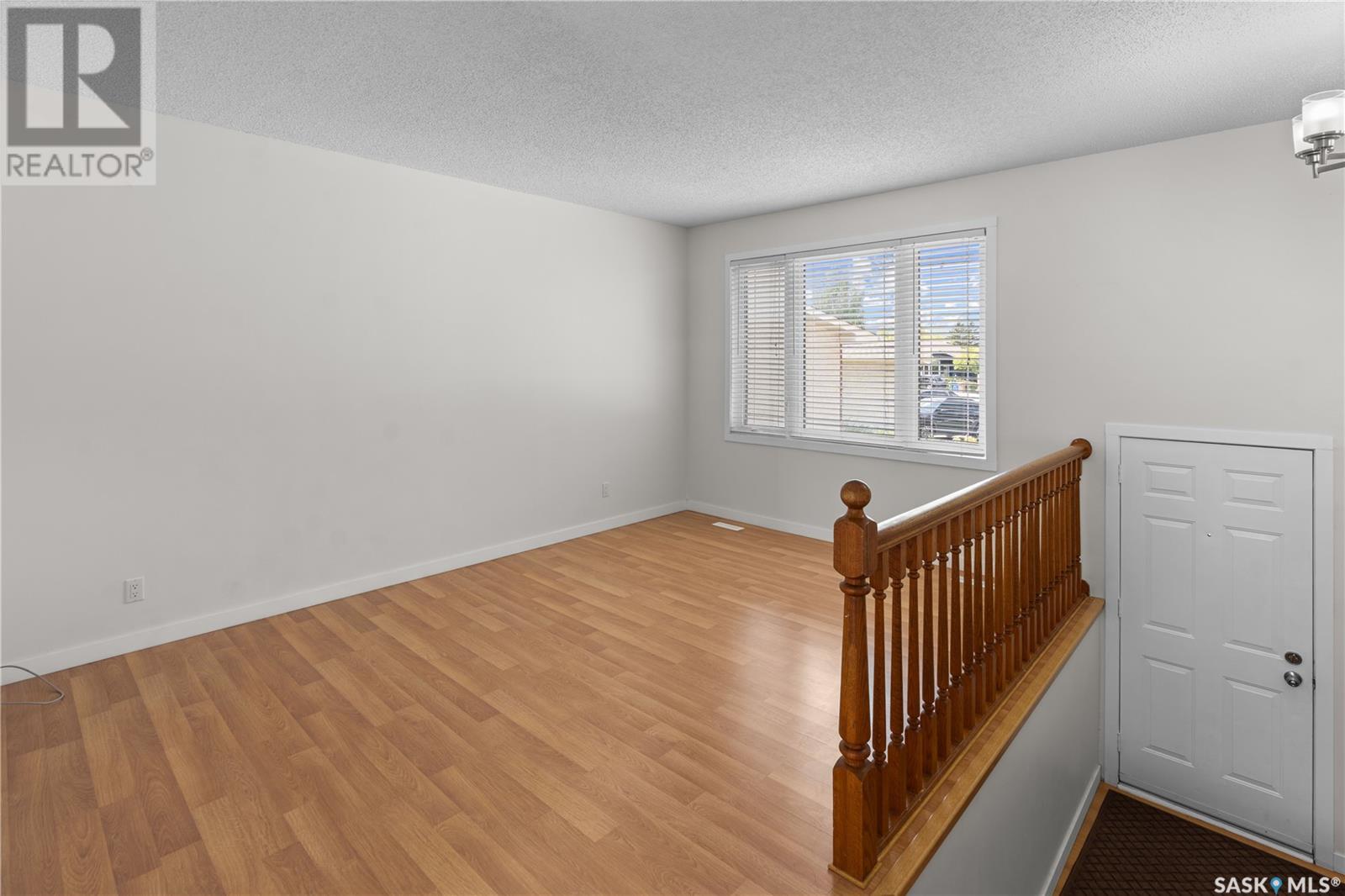 3431 Middleton Place, Regina, Saskatchewan  S4N 7B8 - Photo 3 - SK007190