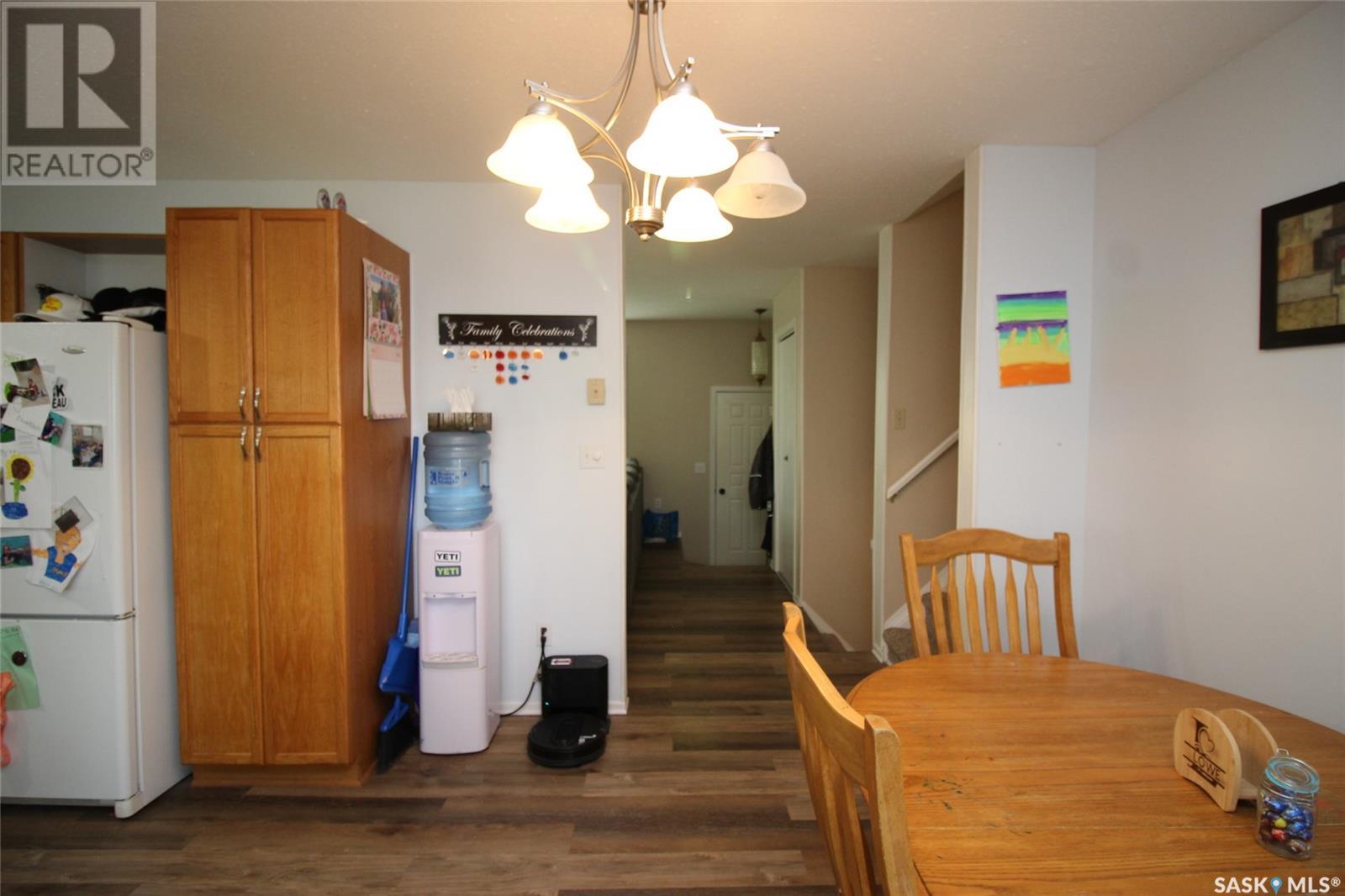 622 9th Street W, Shaunavon, Saskatchewan  S0N 2M0 - Photo 10 - SK007135