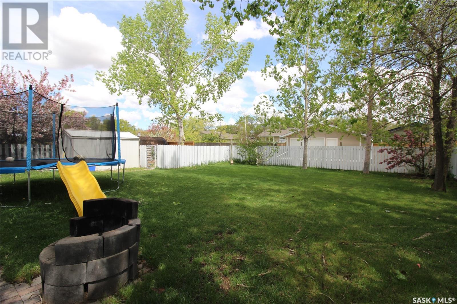 622 9th Street W, Shaunavon, Saskatchewan  S0N 2M0 - Photo 37 - SK007135
