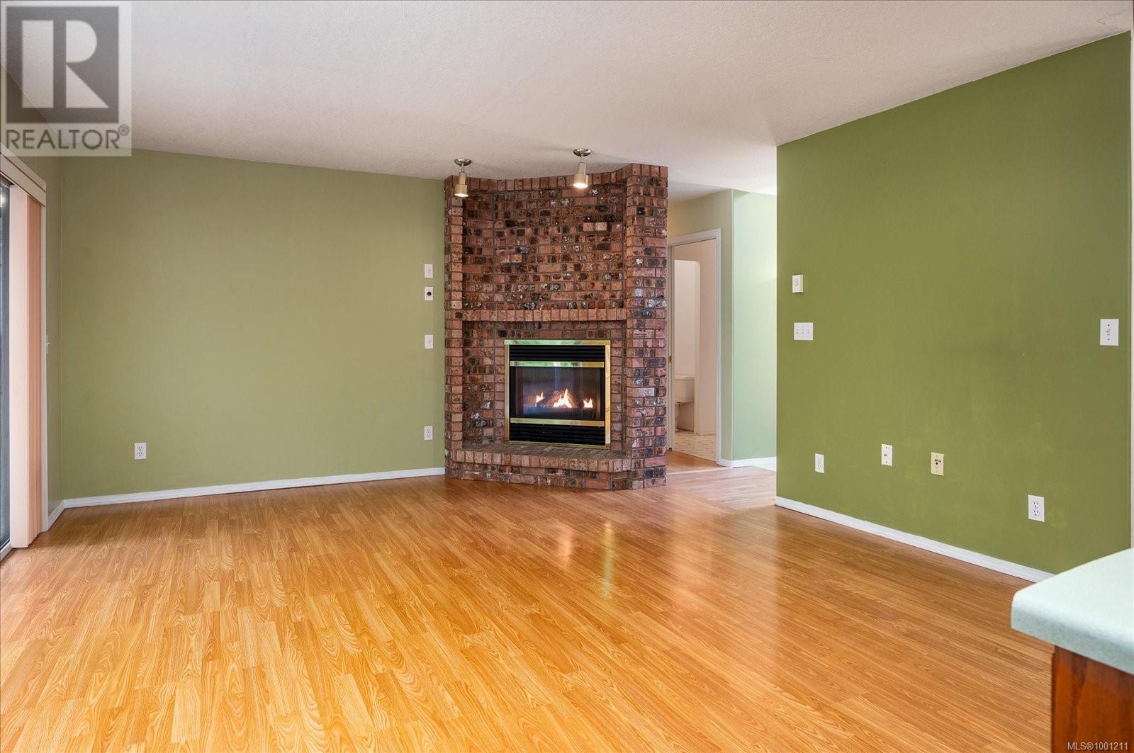 Property at 813 Cameron Way image 5