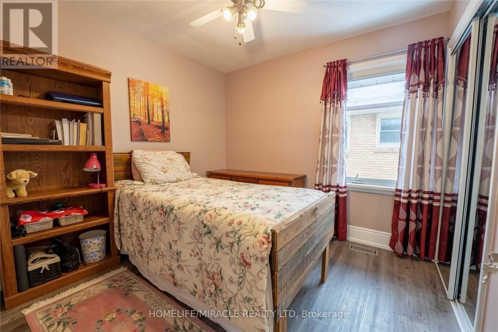 606 Ross Street, London East, Ontario  N5Y 3V7 - Photo 11 - X12174481
