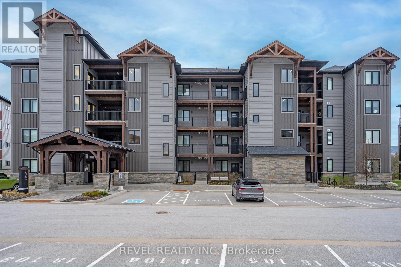 204 - 18 Beckwith Lane, Blue Mountains, Ontario  L9Y 3B6 - Photo 1 - X12174524